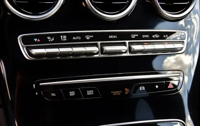 MERCEDES-BENZ GLC 200 4-Matic