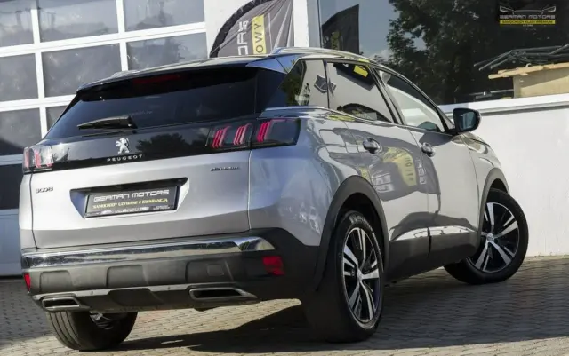 PEUGEOT 3008 1.6 PureTech Hybrid4 PHEV GT Pack S&S EAT8