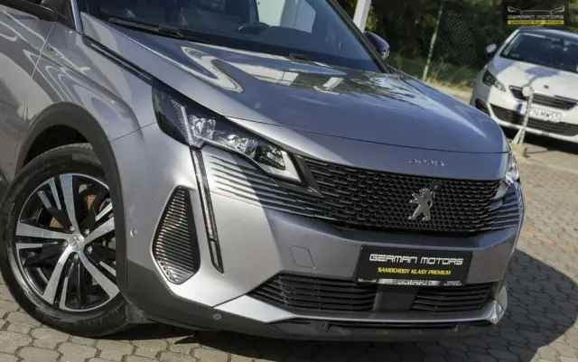 PEUGEOT 3008 1.6 PureTech Hybrid4 PHEV GT Pack S&S EAT8