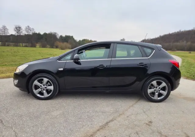 OPEL Astra 1.7 CDTI Enjoy