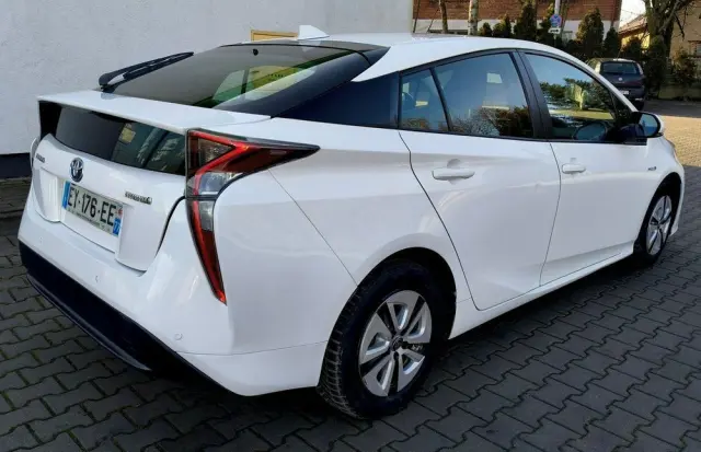 TOYOTA Prius 1.8 Hybrid Executive