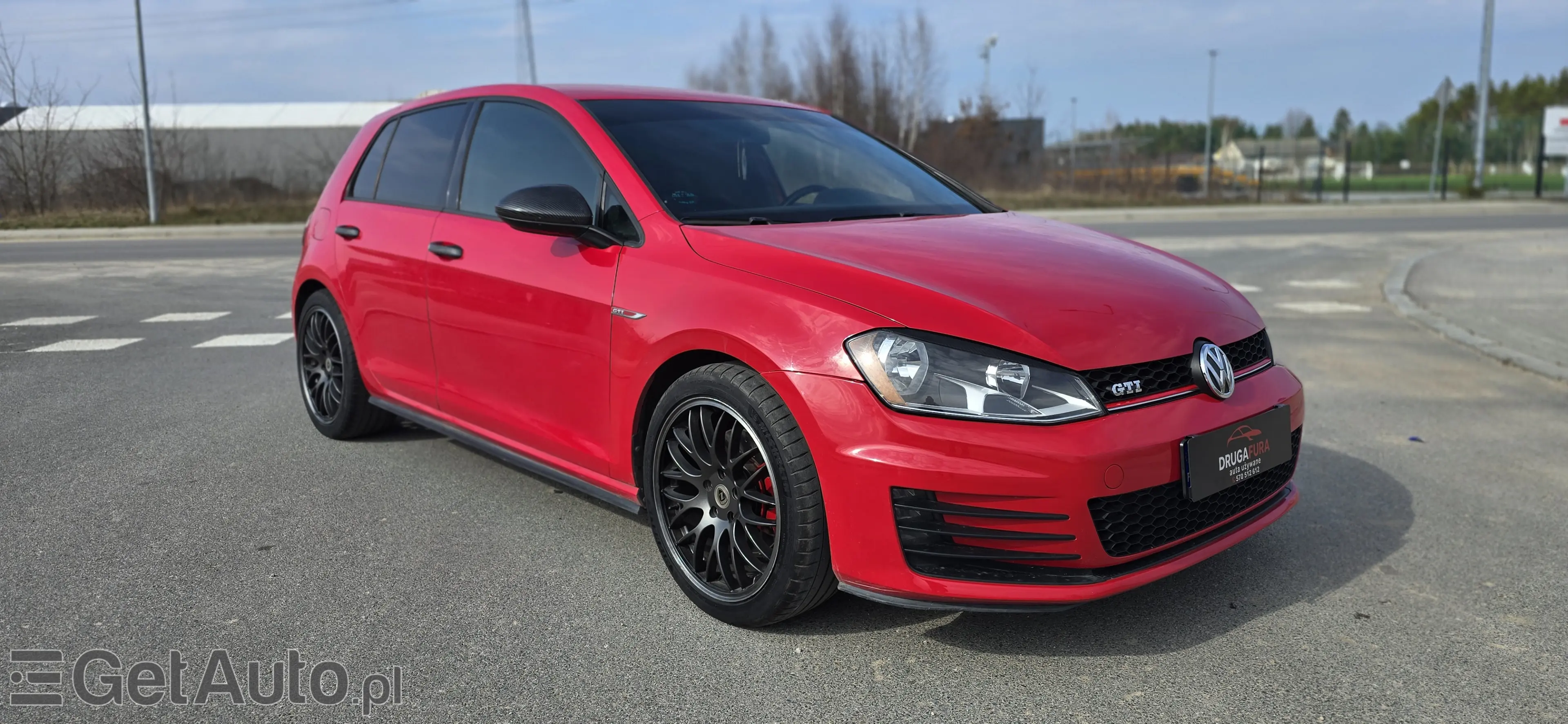 VOLKSWAGEN Golf GTI DSG