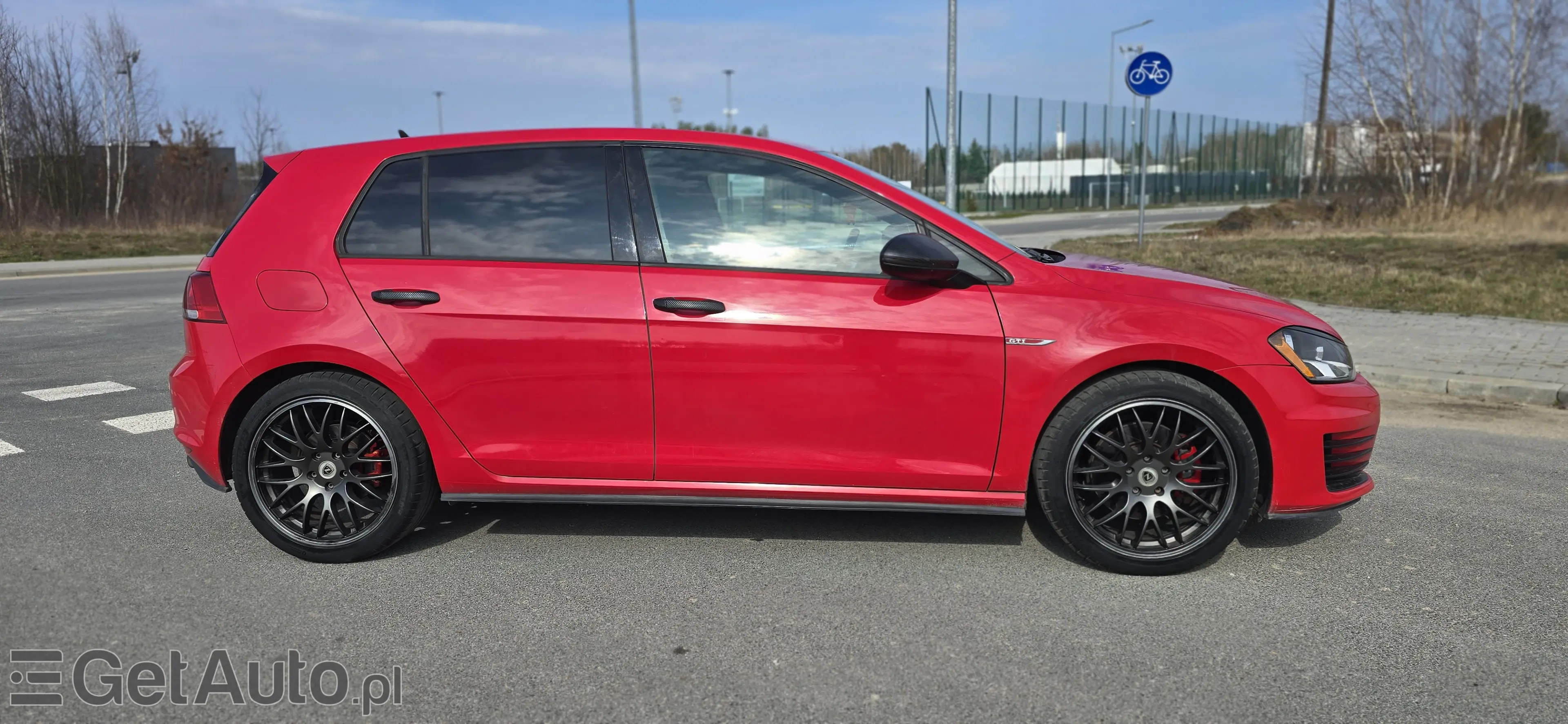 VOLKSWAGEN Golf GTI DSG