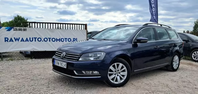 VOLKSWAGEN Passat Variant 1.4 TSI DSG BlueMotion Technology Business Edition