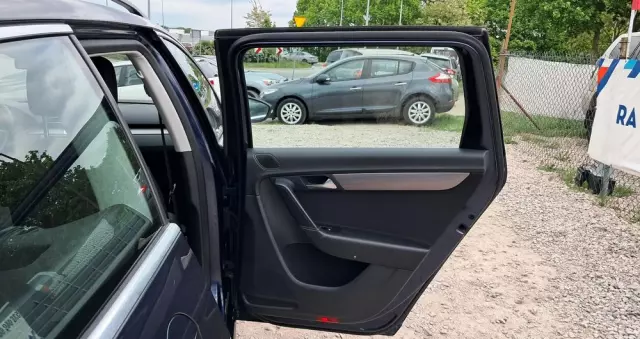 VOLKSWAGEN Passat Variant 1.4 TSI DSG BlueMotion Technology Business Edition