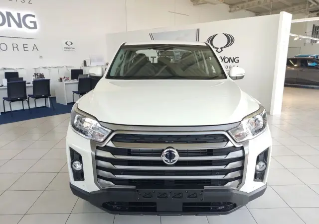 SSANGYONG/KGM Musso Grand 2.2 e-XDi Crystal 4WD