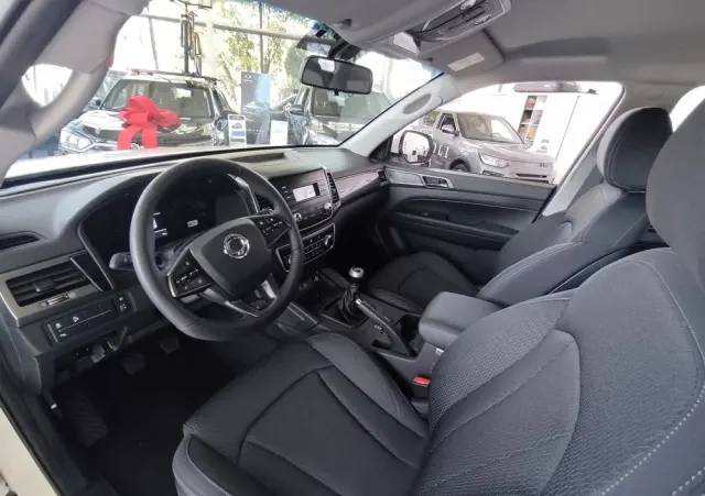 SSANGYONG/KGM Musso Grand 2.2 e-XDi Crystal 4WD