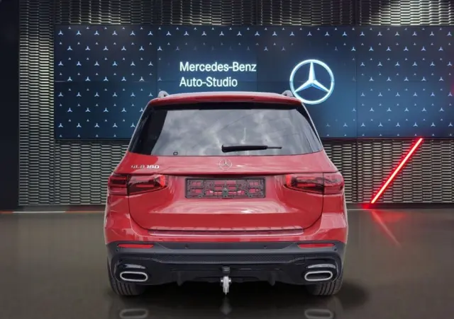 MERCEDES-BENZ GLB 
