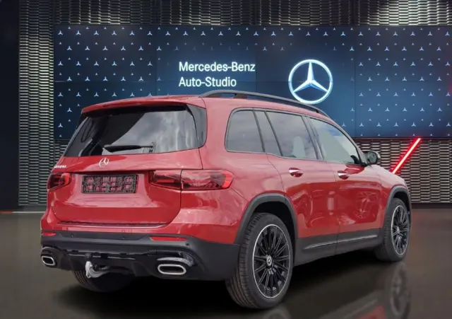 MERCEDES-BENZ GLB 