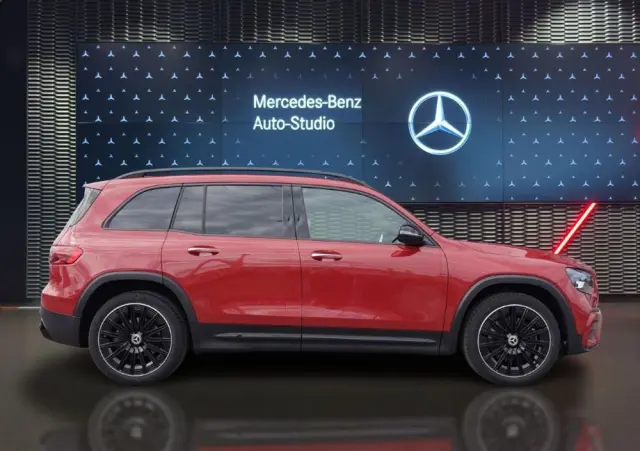 MERCEDES-BENZ GLB 