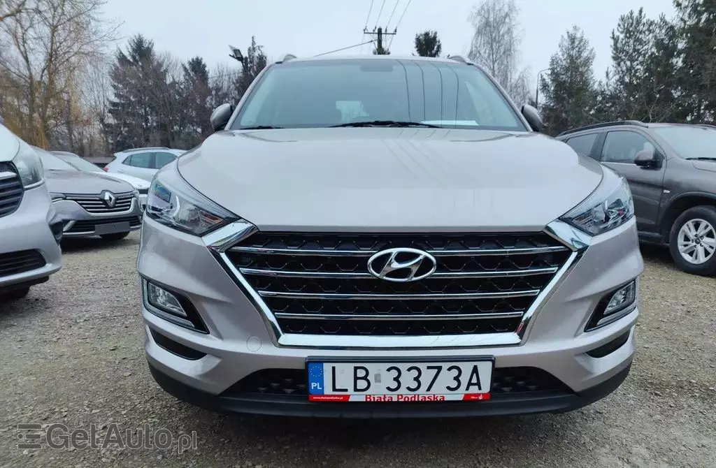 HYUNDAI Tucson 