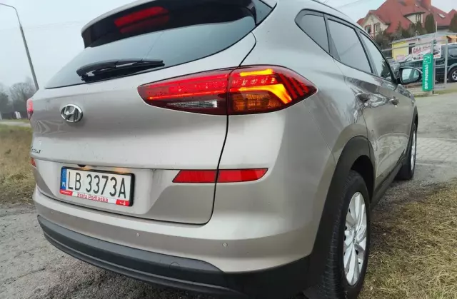 HYUNDAI Tucson 