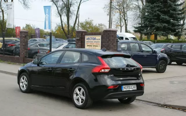 VOLVO V40 D2 Drive-E Kinetic