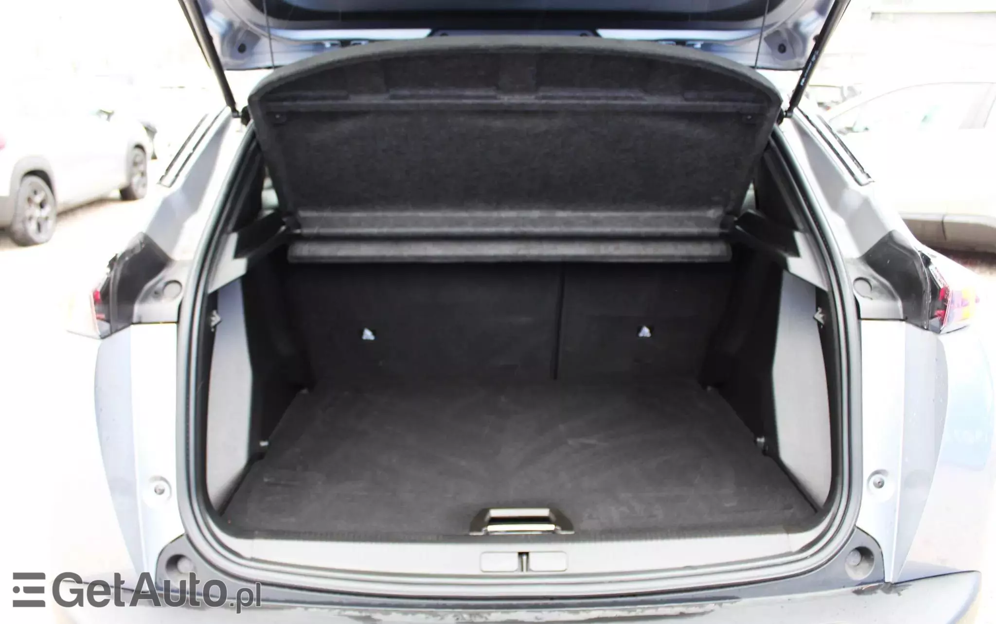 PEUGEOT 2008 1.5 BlueHDi Allure S&S EAT8