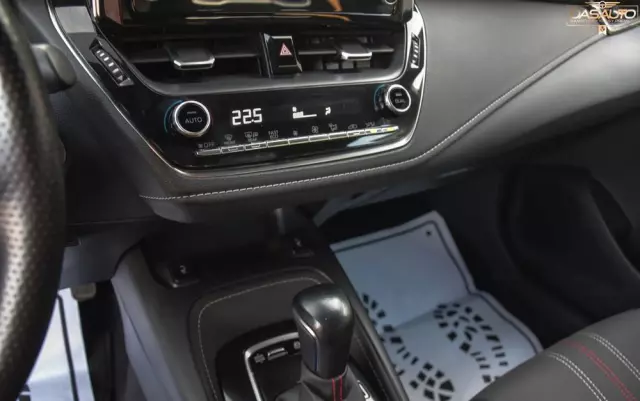 TOYOTA Corolla 2.0 Hybrid Touring Sports GR Sport