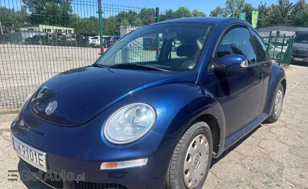 VOLKSWAGEN New Beetle 