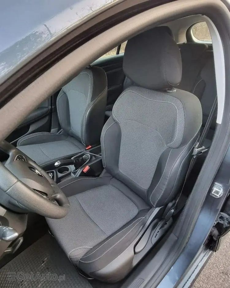 RENAULT Megane 1.3 TCe FAP Business