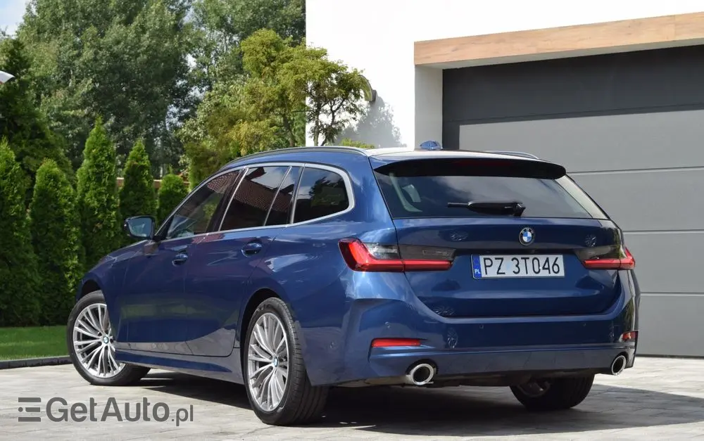 BMW Seria 3 320d xDrive Luxury Line sport
