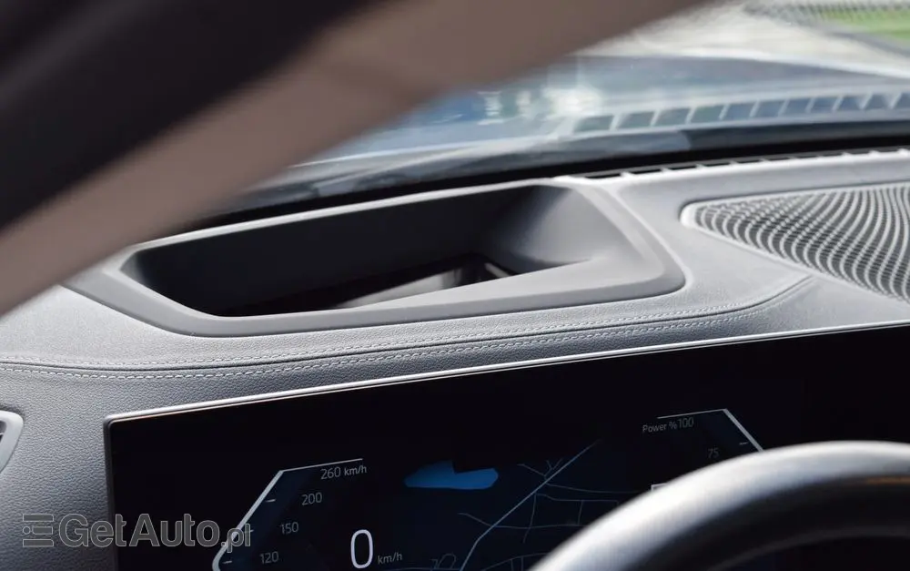 BMW Seria 3 320d xDrive Luxury Line sport