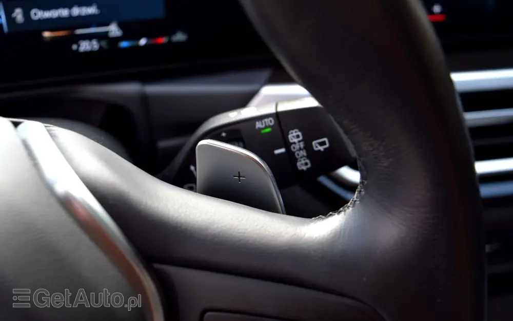 BMW Seria 3 320d xDrive Luxury Line sport