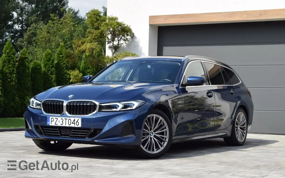 BMW Seria 3 320d xDrive Luxury Line sport