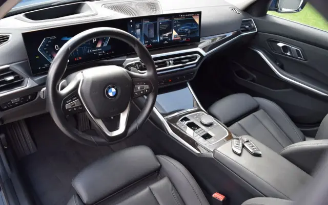 BMW Seria 3 320d xDrive Luxury Line sport