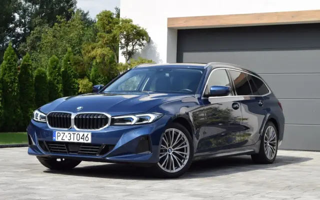 BMW Seria 3 320d xDrive Luxury Line sport