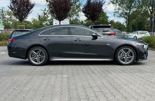 MERCEDES-BENZ CLS 