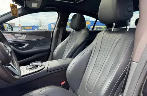 MERCEDES-BENZ CLS 