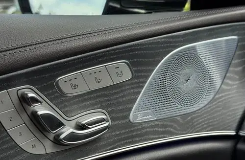 MERCEDES-BENZ CLS 