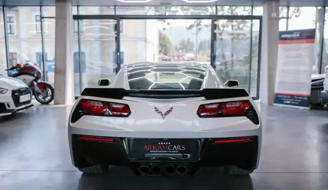 CHEVROLET Corvette 