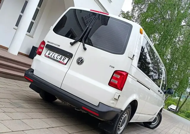 VOLKSWAGEN Transporter Lang EU6