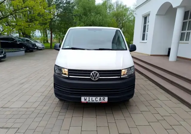 VOLKSWAGEN Transporter Lang EU6