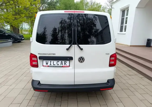 VOLKSWAGEN Transporter Lang EU6