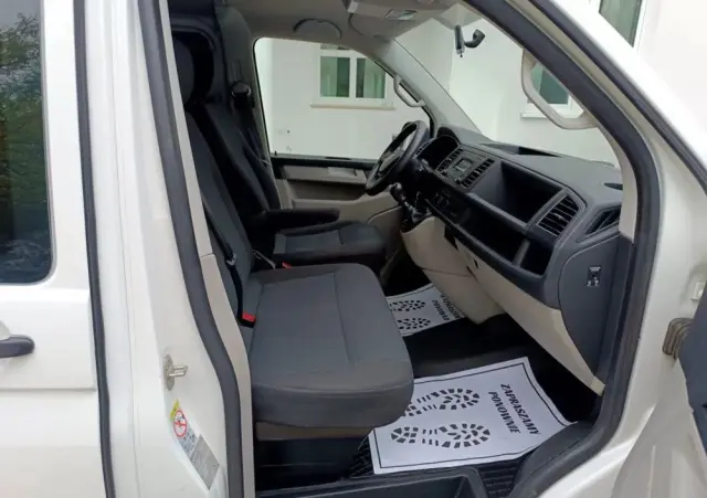 VOLKSWAGEN Transporter Lang EU6