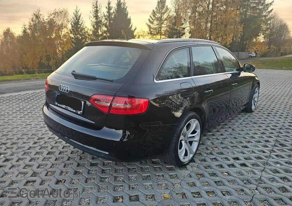 AUDI A4 Avant 