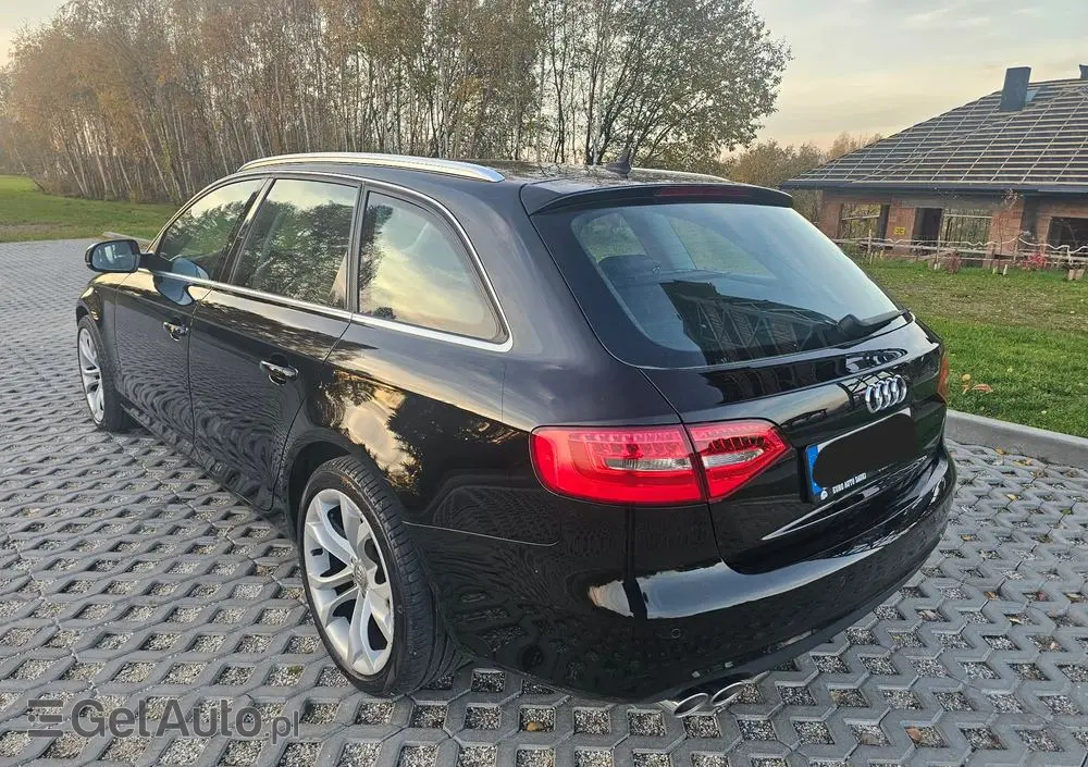 AUDI A4 Avant 