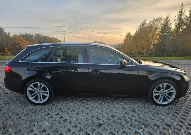 AUDI A4 Avant 