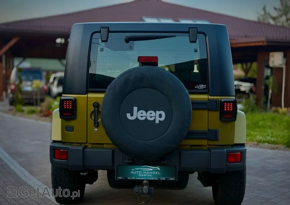 JEEP Wrangler Unlimited 3.8 Sahara