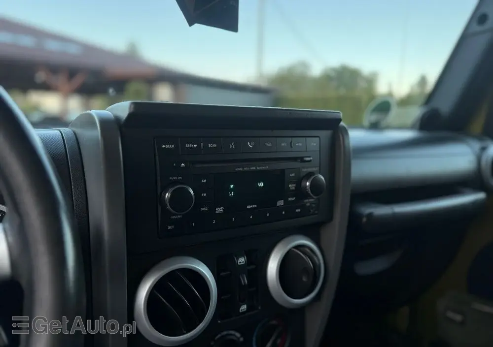 JEEP Wrangler Unlimited 3.8 Sahara
