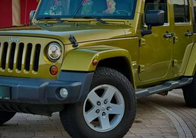 JEEP Wrangler Unlimited 3.8 Sahara