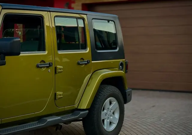JEEP Wrangler Unlimited 3.8 Sahara