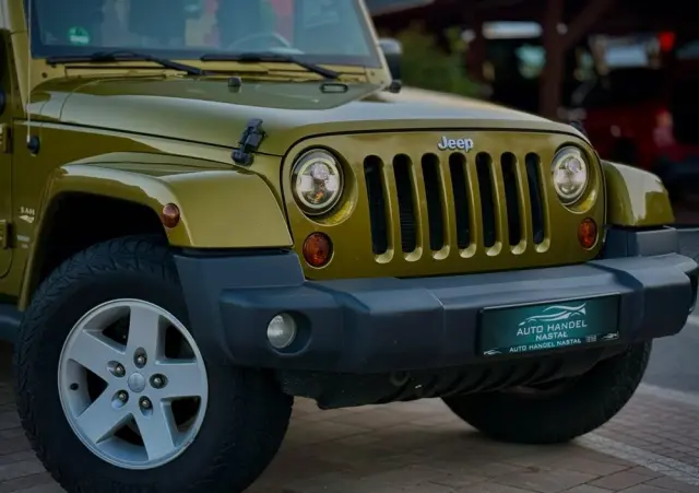 JEEP Wrangler Unlimited 3.8 Sahara