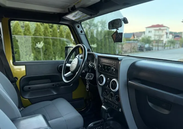 JEEP Wrangler Unlimited 3.8 Sahara