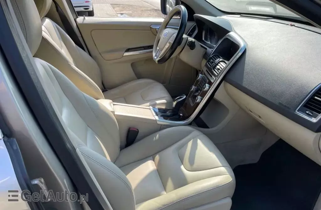 VOLVO Xc 60 