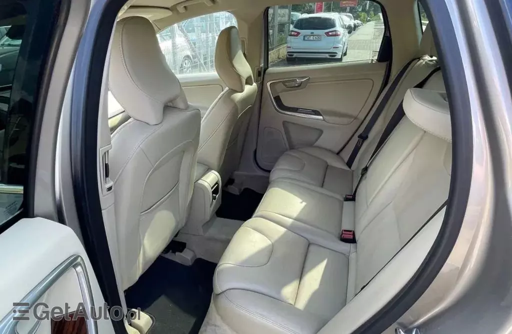 VOLVO Xc 60 