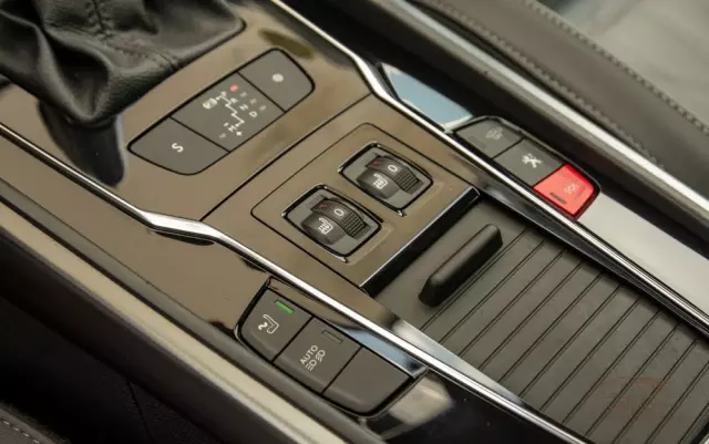 PEUGEOT 508 RXH BlueHDi 180 EAT6 Stop&Start