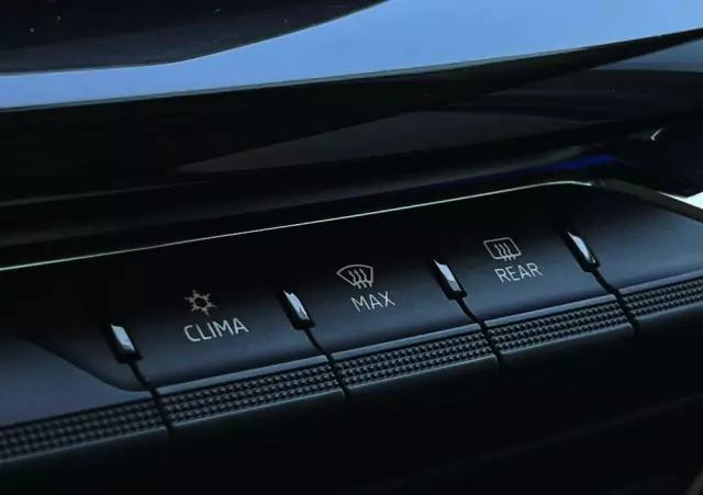 SKODA Octavia 1.5 TSI ACT Business