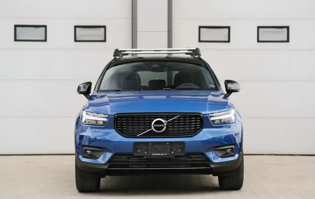 VOLVO XC 40 T5 AWD Geartronic R-Design