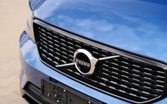 VOLVO XC 40 T5 AWD Geartronic R-Design